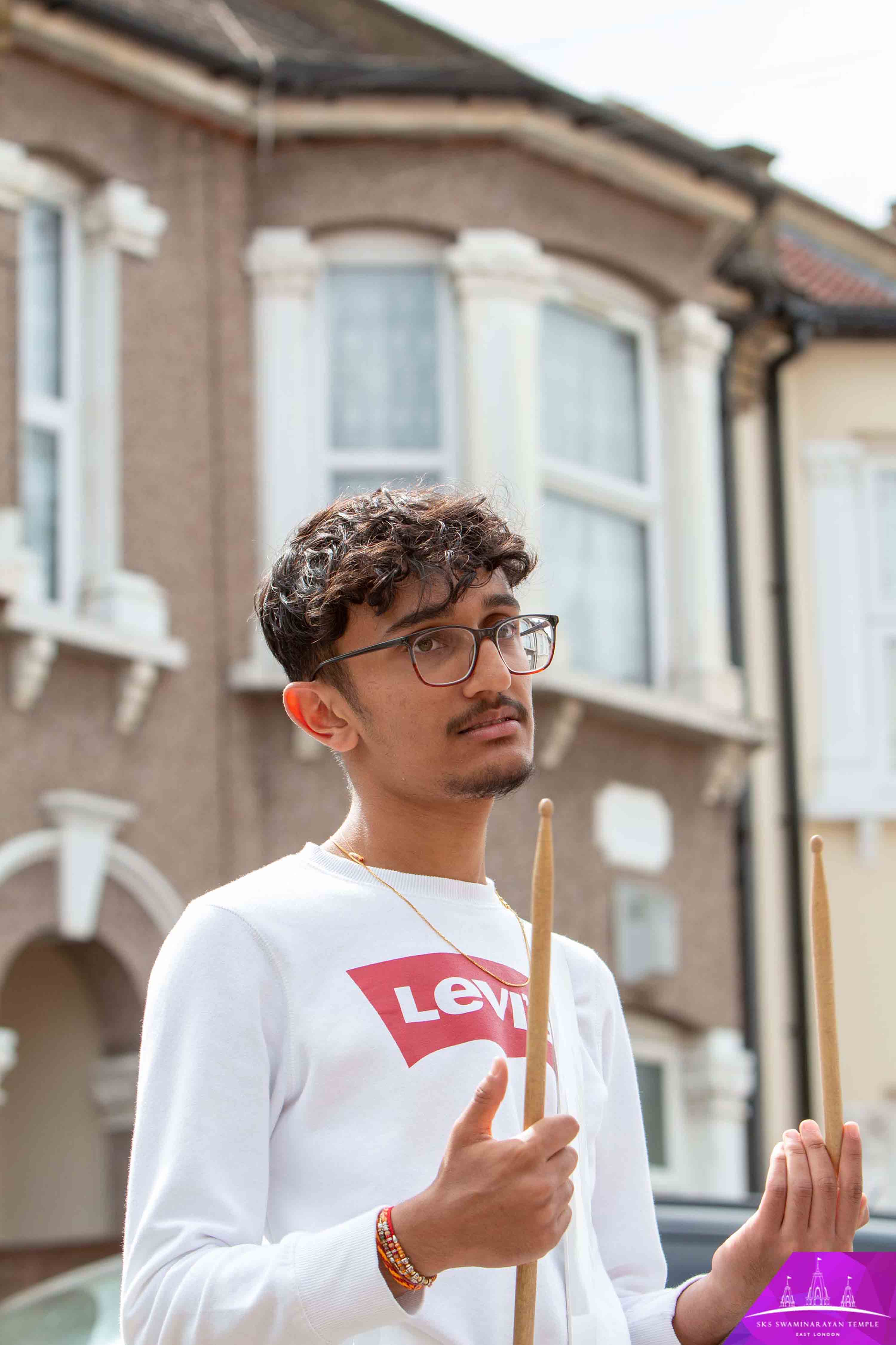 ©1987-2017 SKS Swaminarayan Temple East London